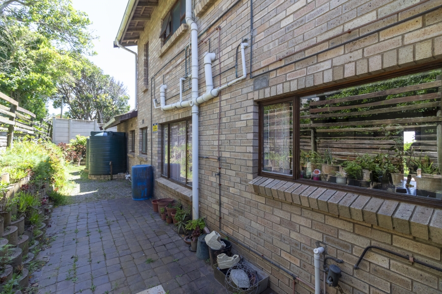 5 Bedroom Property for Sale in Forest Downs Eastern Cape